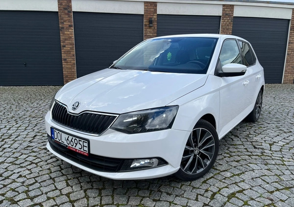 Skoda Fabia cena 28700 przebieg: 135000, rok produkcji 2015 z Syców małe 79